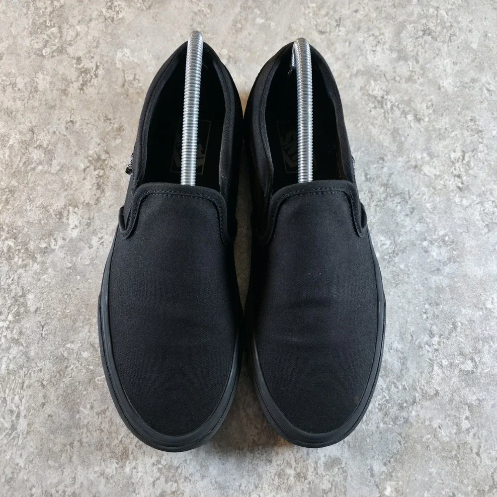 Vans Womens 10 Triple Black Gum‎ Skate Shoes Punk Grunge Athletic Sneakers